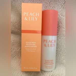 Peach & Lily Hydrating Glass Skin Water-Gel Moisturizer - new in box